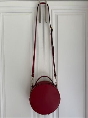 andrea cardone Minimalist Round Crossbody Bag in red